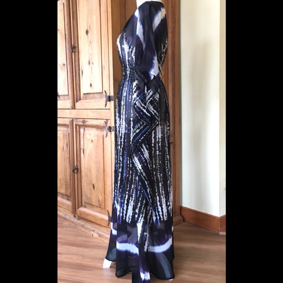 Fora Caftan - Picture 4 of 9